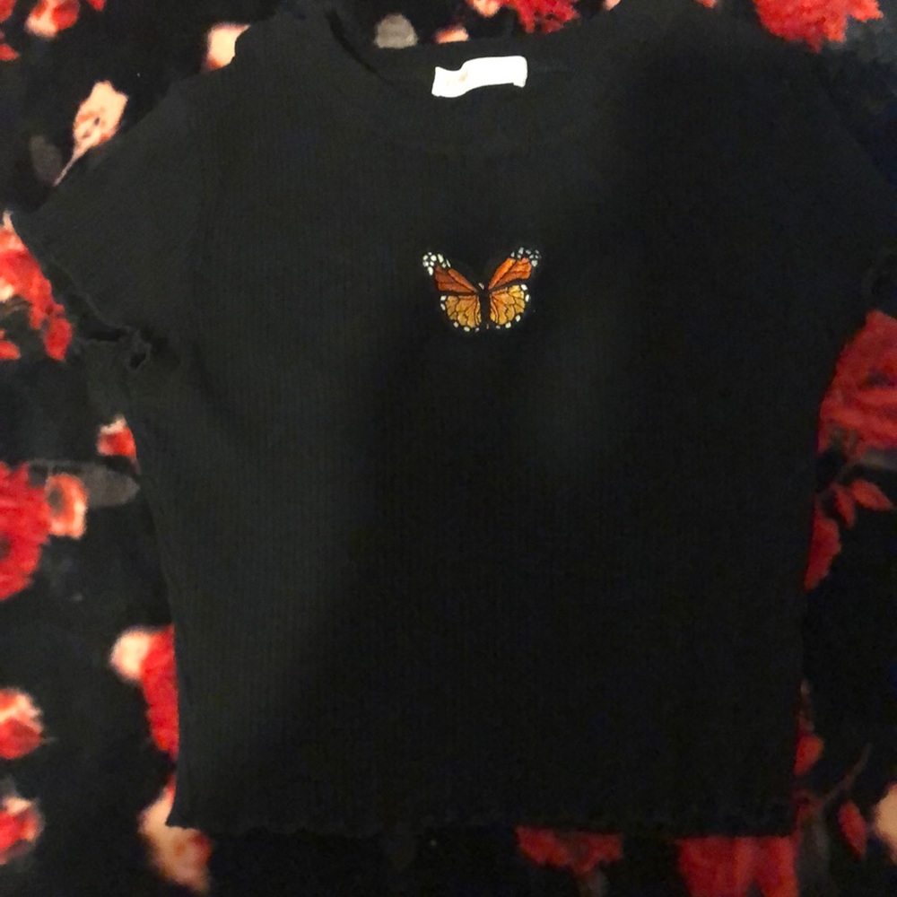 Black butterfly crop top